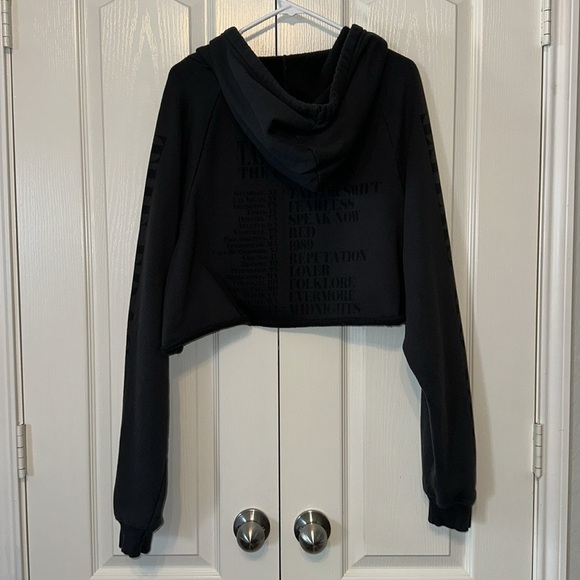 Taylor Swift Eras Tour Hoodie Official Merch Cropped Size Large - Picture 3 of 10